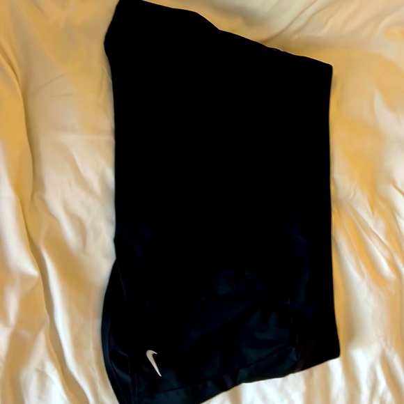 Nike Dresses & Skirts - Must bundle - Black Nike Tennis Skirt